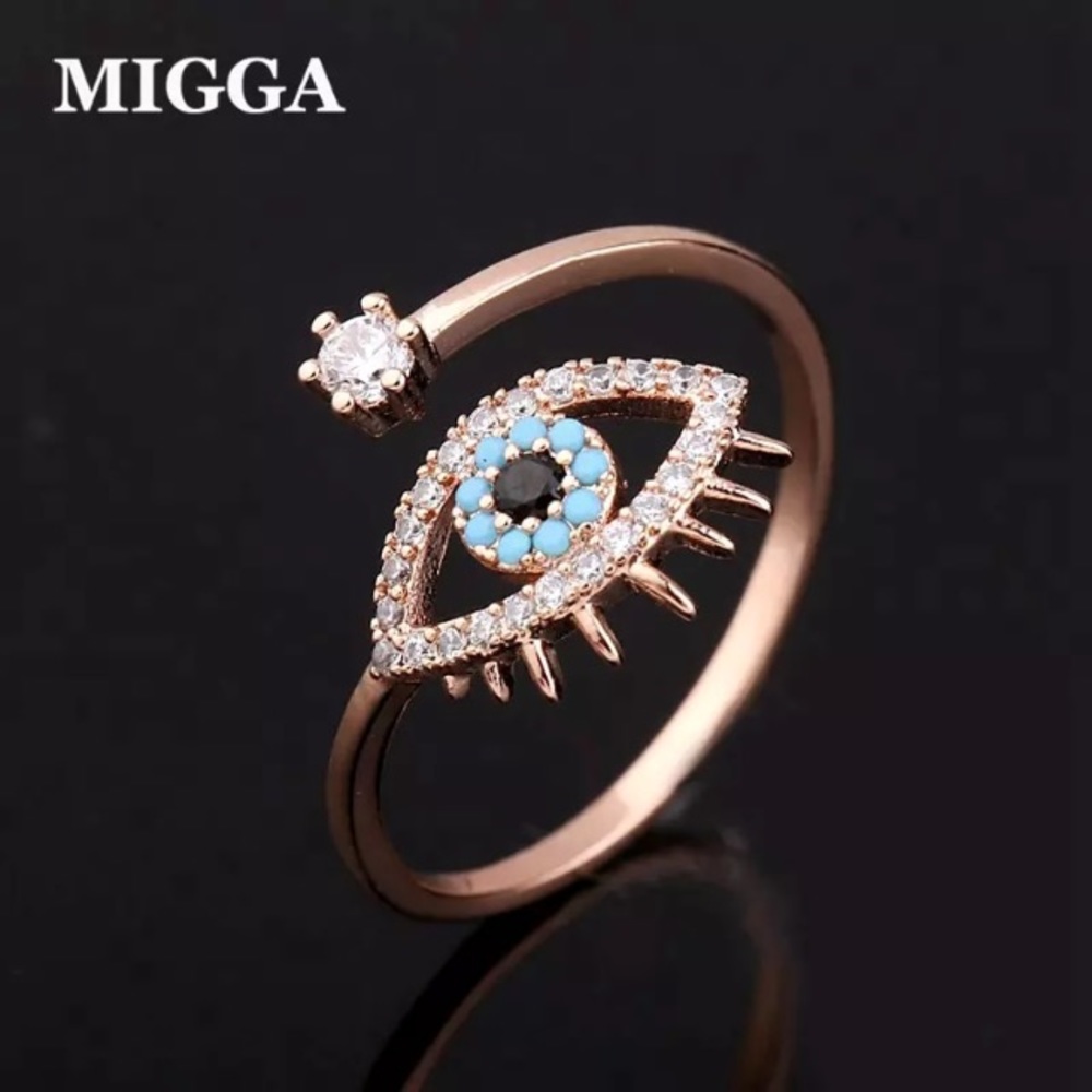 Elegant Evil Eye Hamsa Rose Gold Ring - Picture 6 of 7
